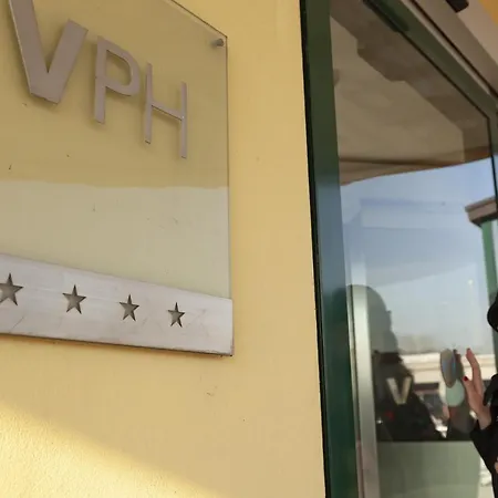 Palace 4* Vercelli