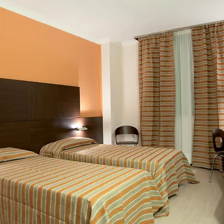 Palace 4*