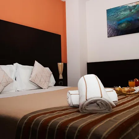 Palace Hotell 4*