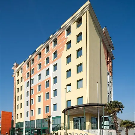 Hotel Palace