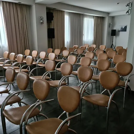Palace Hotell