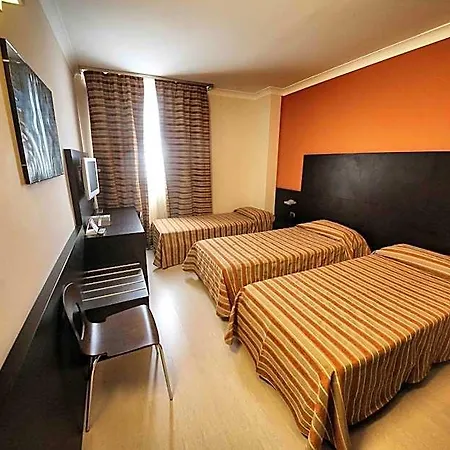 Palace 4*